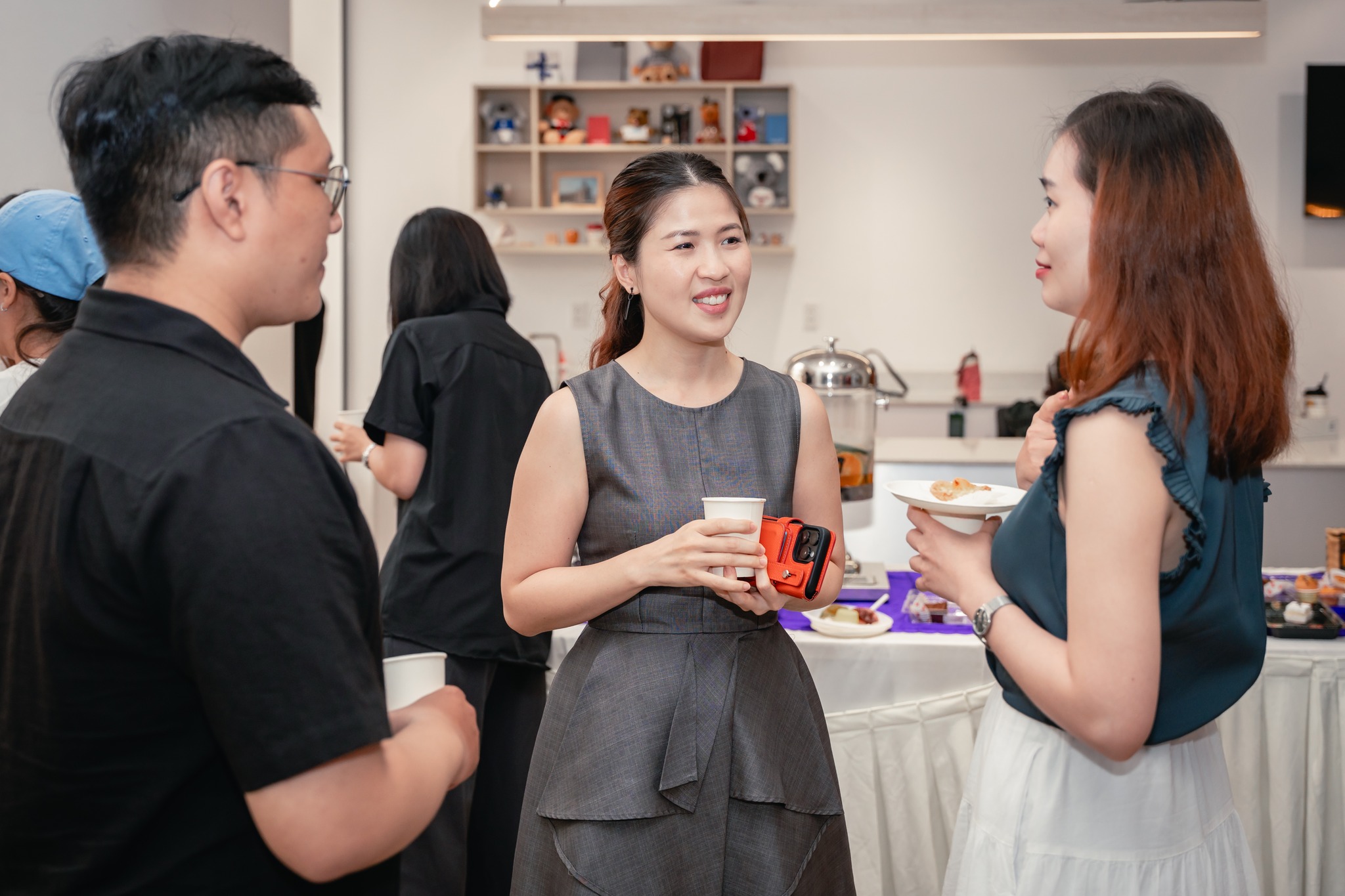 Chị Xuân Trang trò chuyện cùng học viên PSO (Nguồn: Hình ảnh từ sự kiện).
