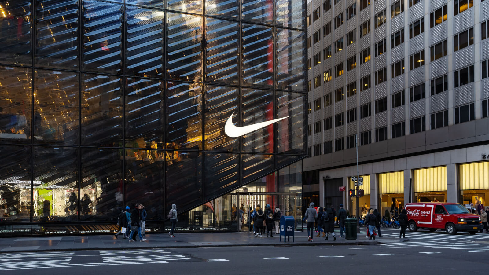 Sự đổi mới tạo ra sức mạnh định giá cho Nike